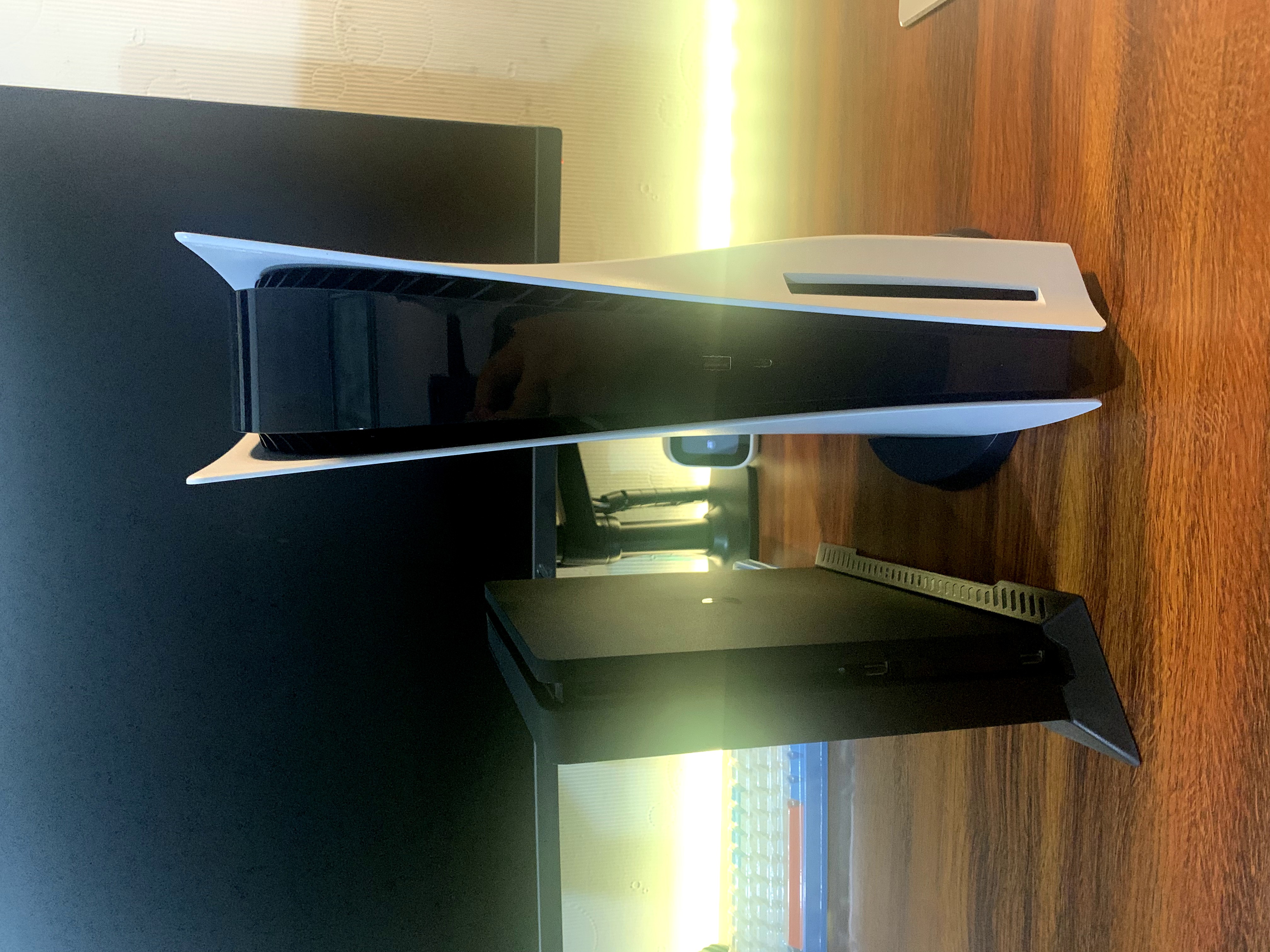 对比四公主体积大了好多